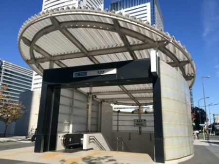東京メトロ豊洲駅
